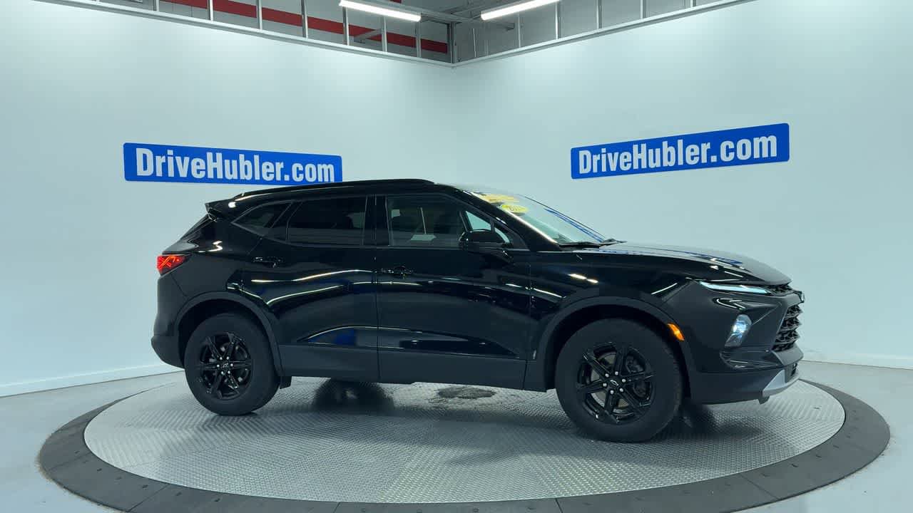 Used 2024 Chevrolet Blazer LT w/ Convenience Package FWD image 4