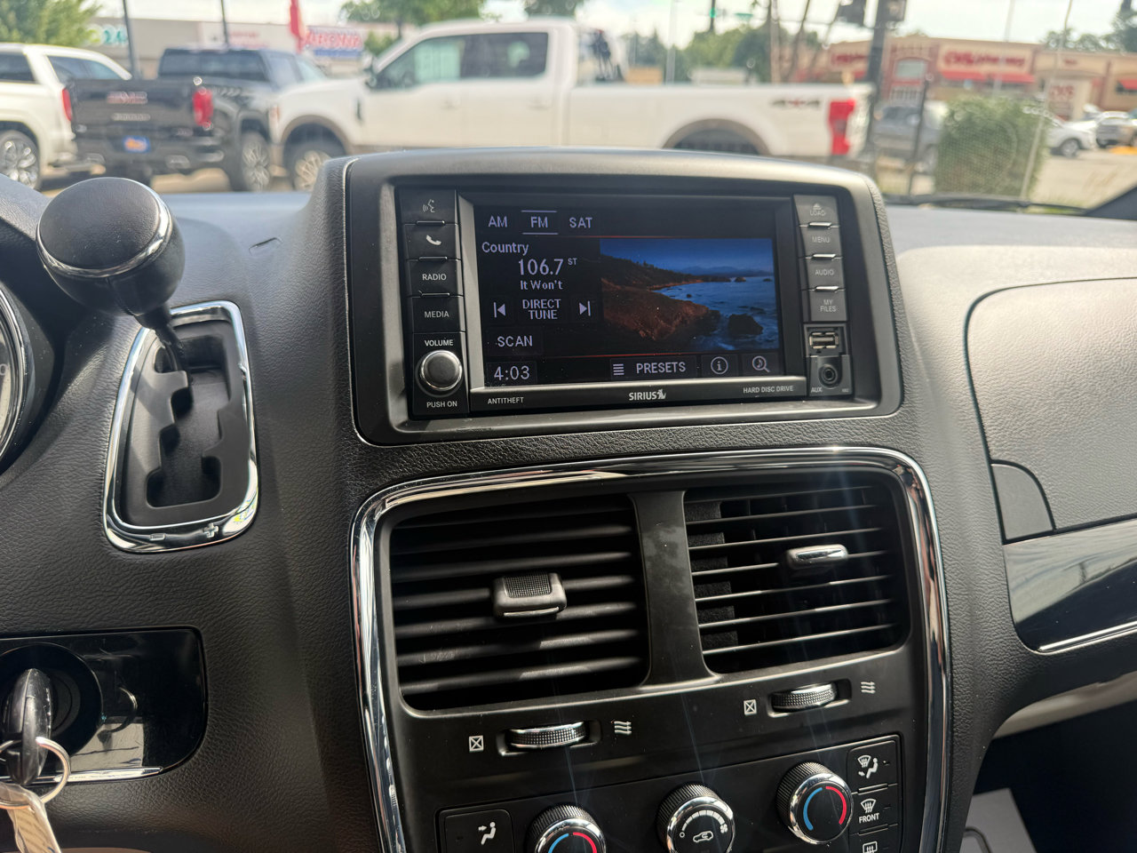 Used 2019 Dodge Grand Caravan SXT image 21