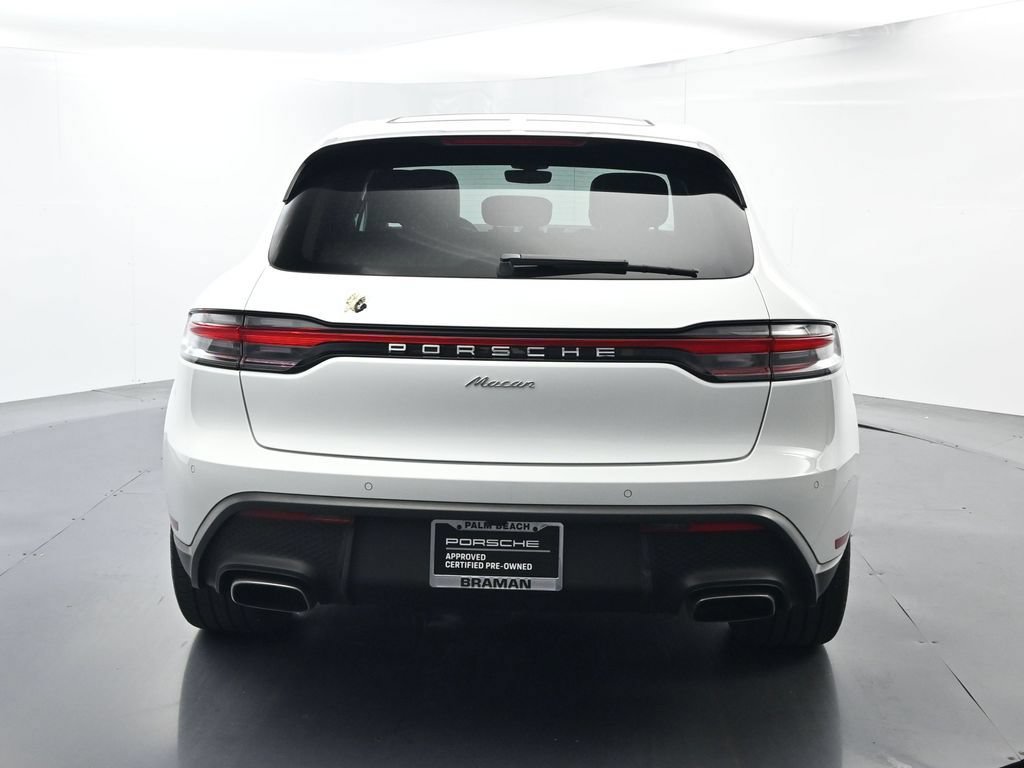 Certified 2025 Porsche Macan AWD/4WD image 13