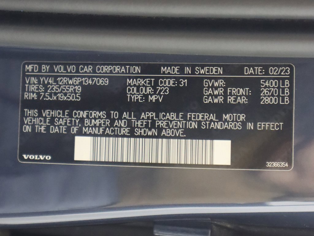 Used 2023 Volvo XC60 B5 Plus w/ Climate Package image 59