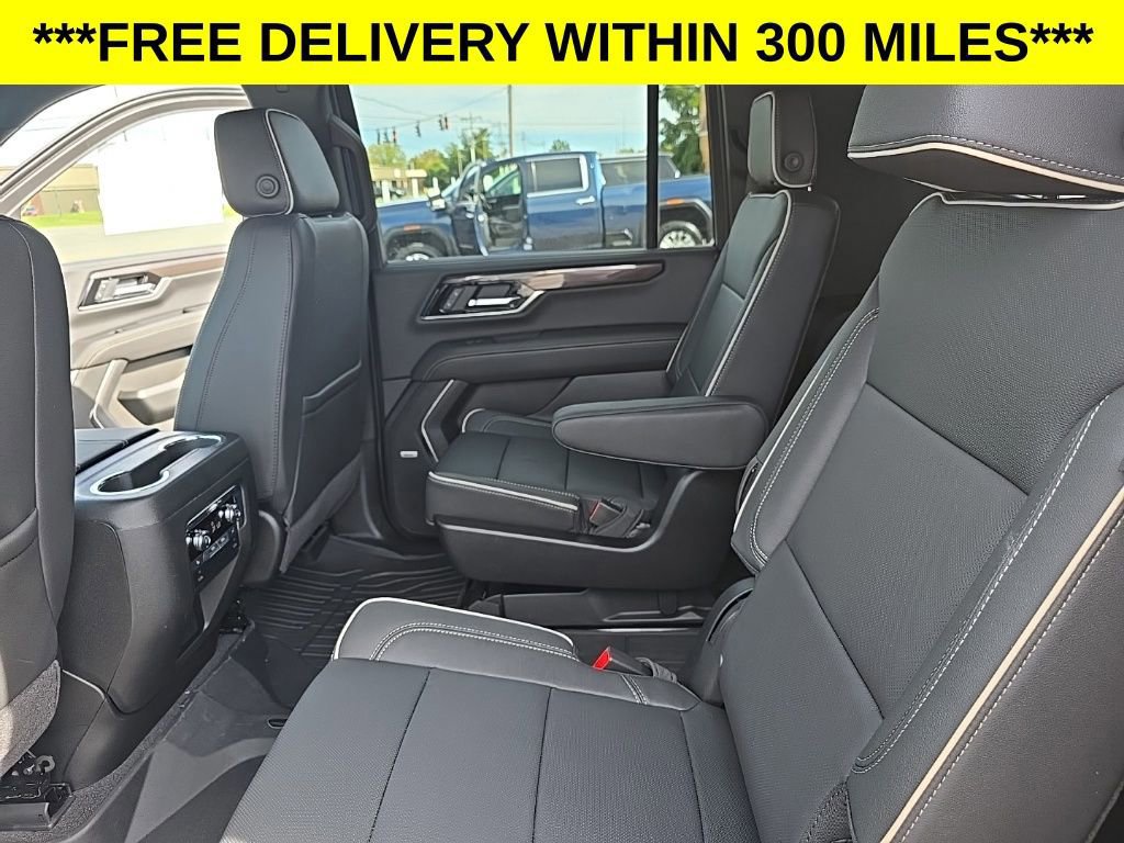 New 2026 GMC Yukon XL Elevation w/ LPO, Floor Liner Package image 16