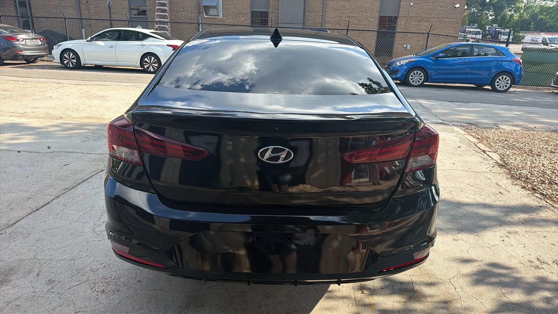 Used 2019 Hyundai Elantra Value Edition FWD image 6