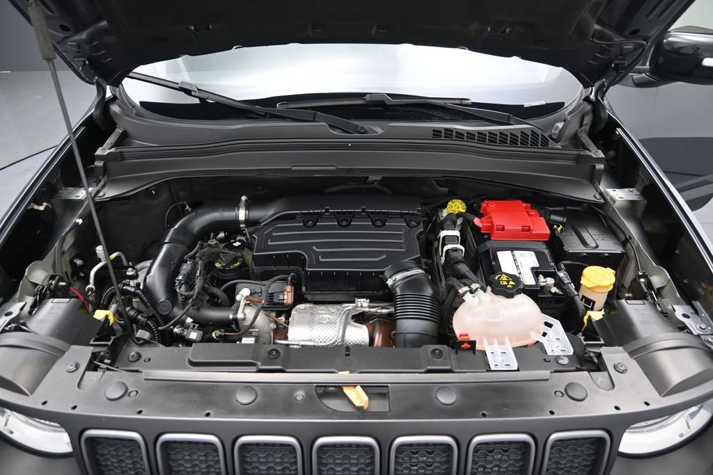 Used 2022 Jeep Renegade Trailhawk w/ Sun/Sound Group AWD/4WD image 16