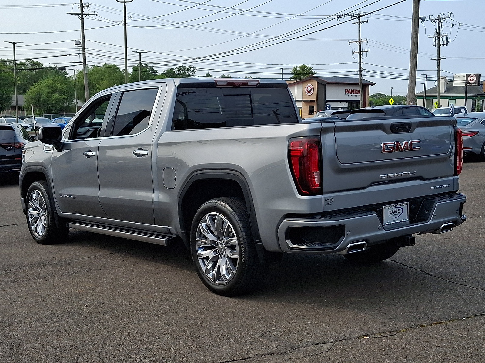Used 2025 GMC Sierra 1500 Denali w/ Denali Reserve Package AWD/4WD image 6