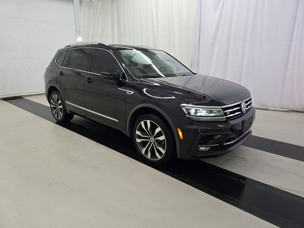 Used 2020 Volkswagen Tiguan SEL Premium R-Line image 2