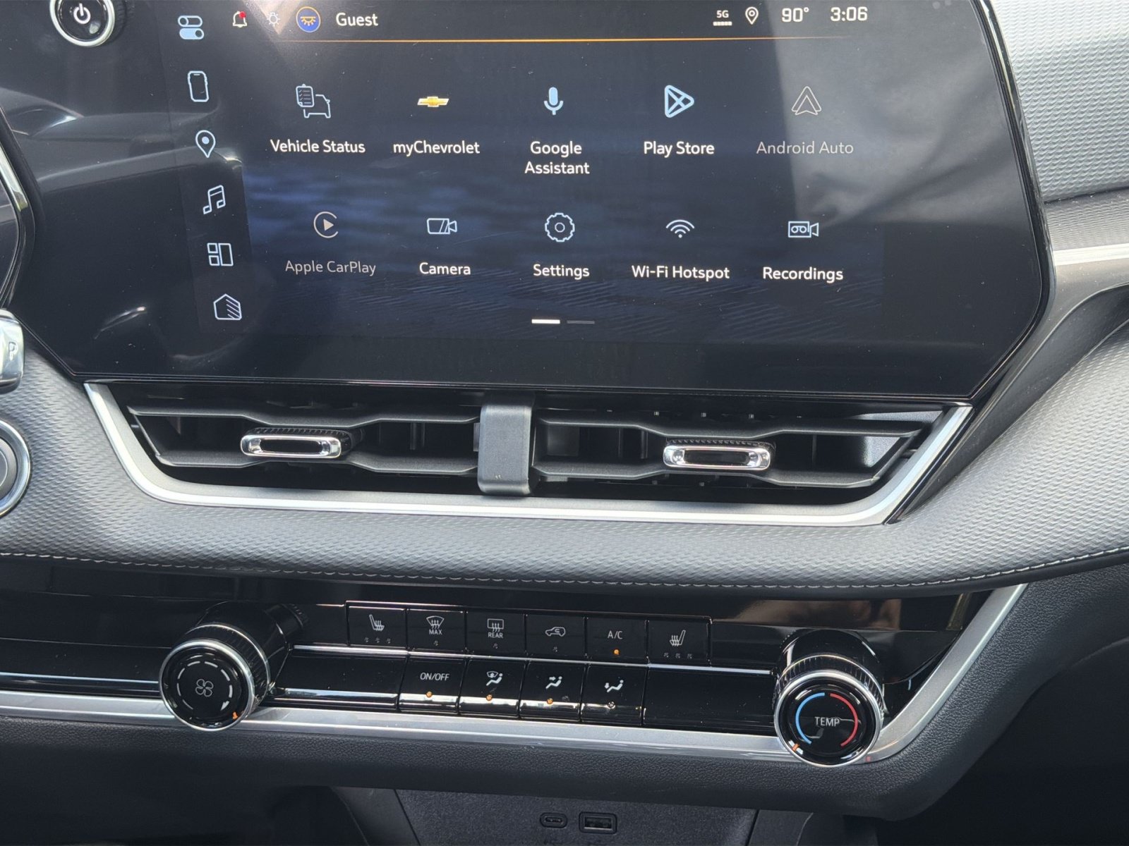 New 2027 Chevrolet Equinox LT w/ Safety and Technology Package AWD/4WD image 21