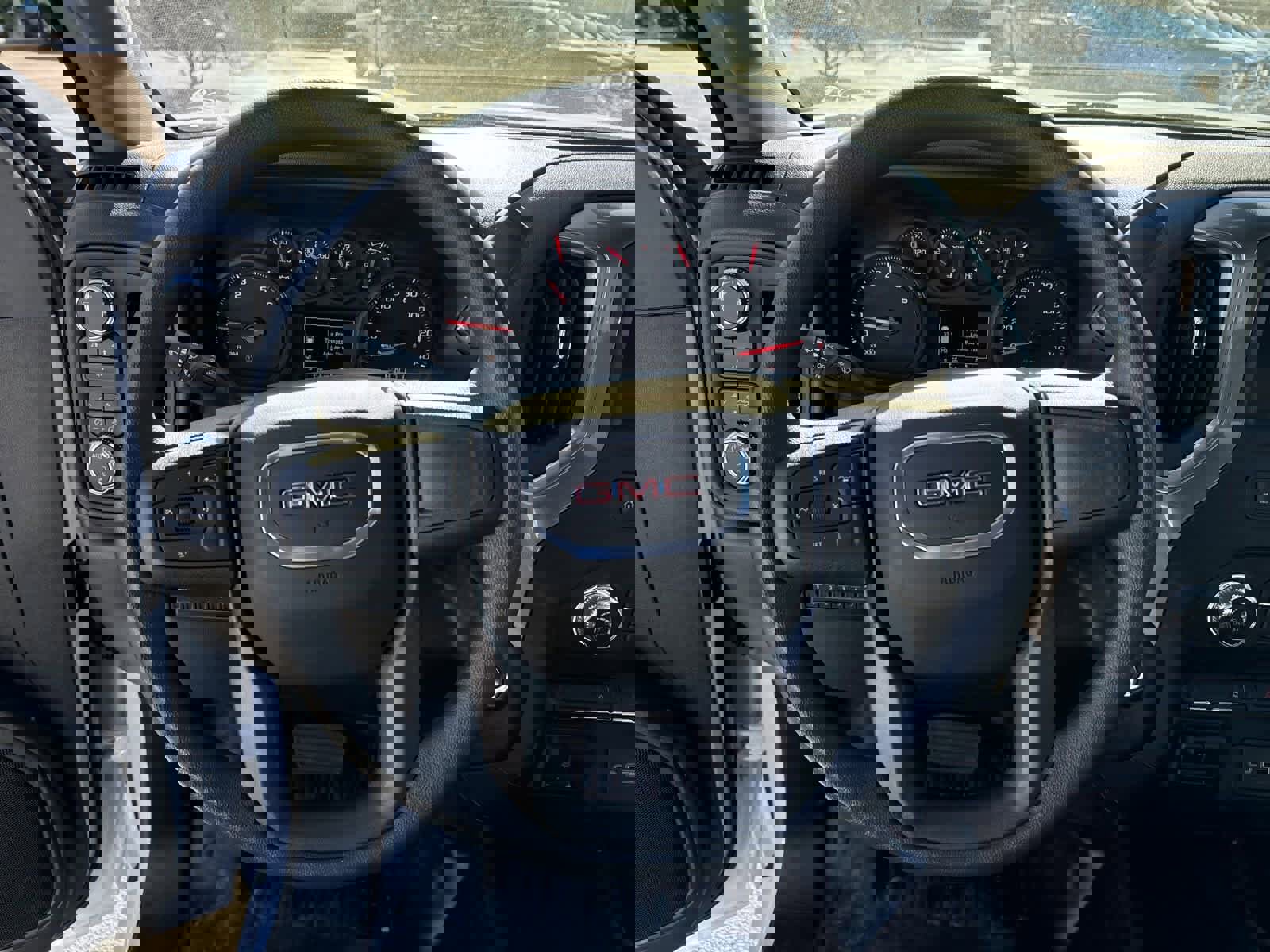 New 2025 GMC Sierra 2500 Pro w/ Convenience Package image 36