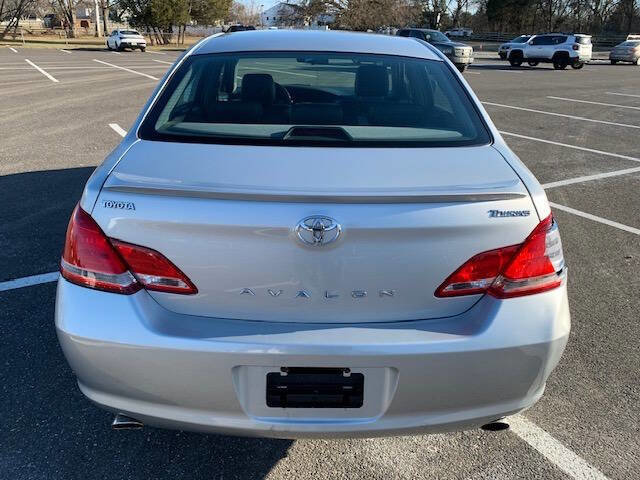 Used 2005 Toyota Avalon Touring image 13