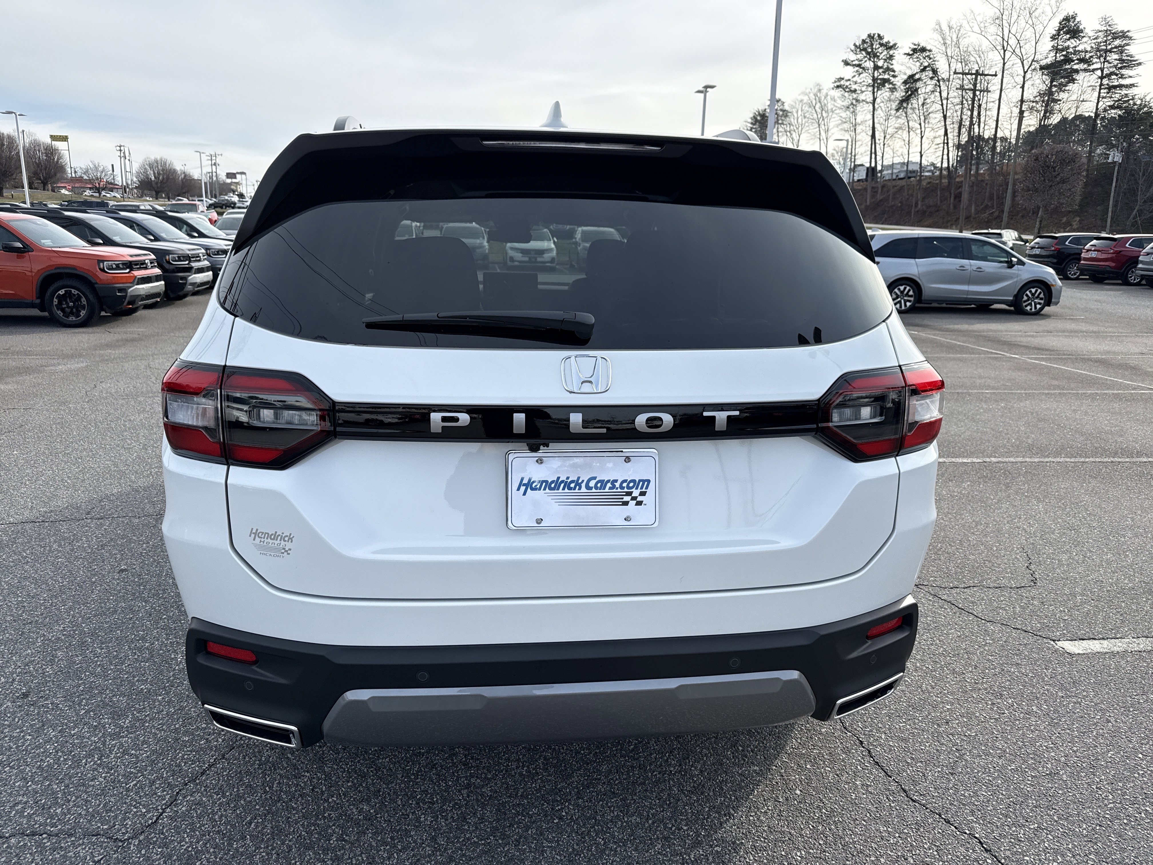 New 2026 Honda Pilot EX-L image 8