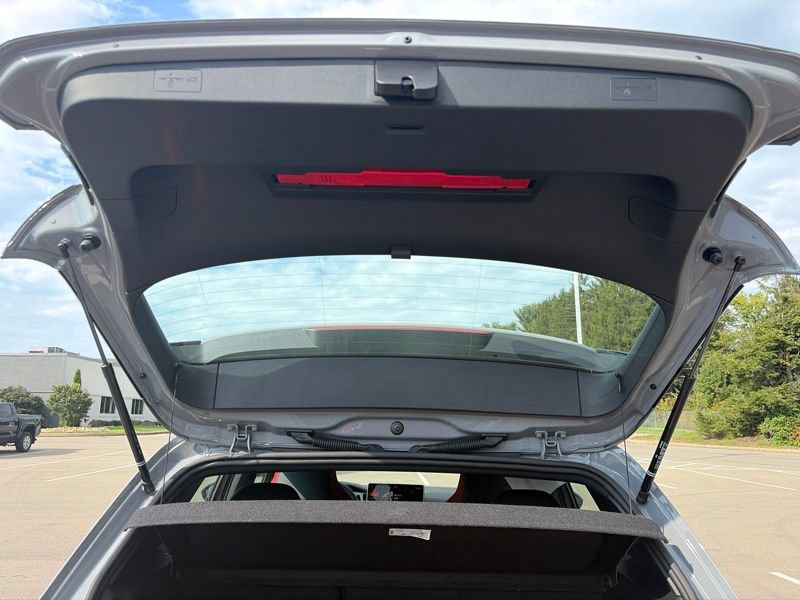 New 2026 Volkswagen GTI SE FWD image 10