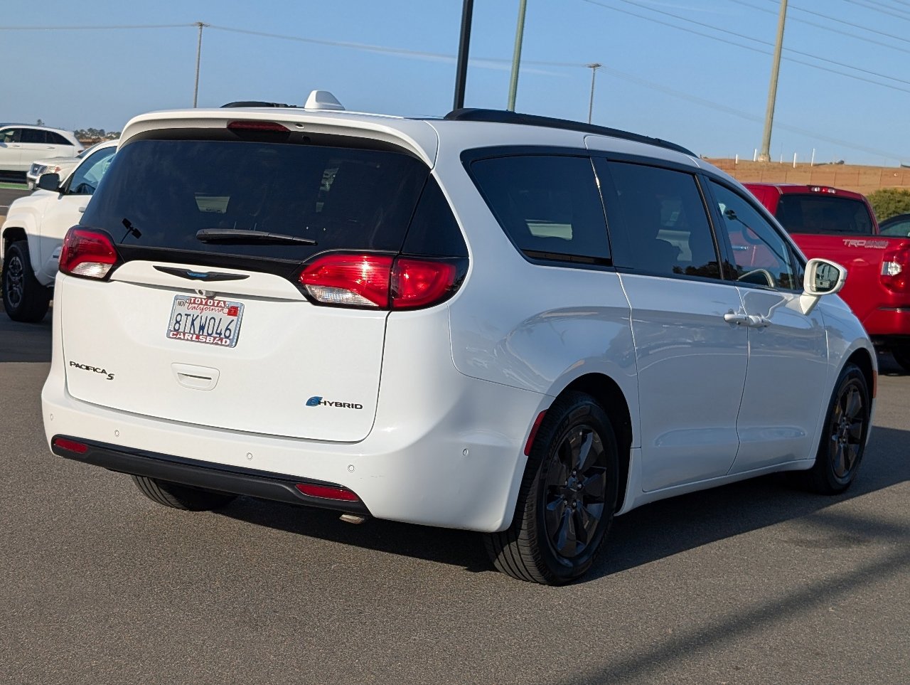 Used 2020 Chrysler Pacifica Limited w/ Advanced Safetytec Group image 13