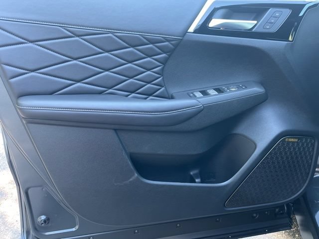 New 2026 Mitsubishi Outlander SEL Black Edition FWD image 14