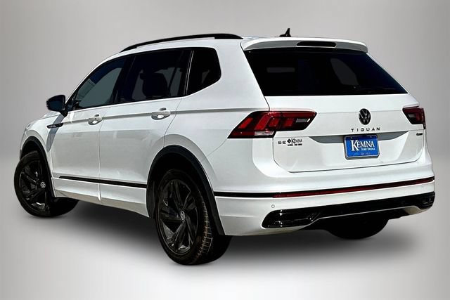 Used 2023 Volkswagen Tiguan SE R-Line AWD/4WD image 4