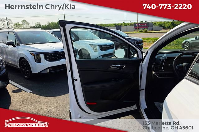 Used 2023 Kia Sportage X-Line w/ X-Line Premium Package image 14