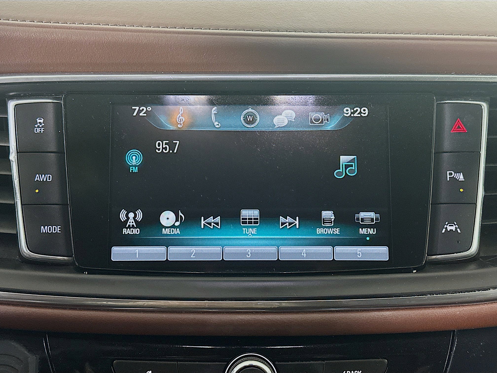 Used 2019 Buick Enclave Avenir w/ Avenir Technology Package image 21