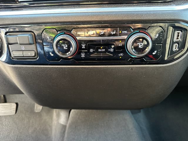 Certified 2025 Chevrolet Silverado 1500 LT AWD/4WD image 34