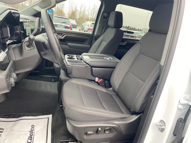 Certified 2025 Chevrolet Silverado 2500 LT w/ Convenience Package image 15