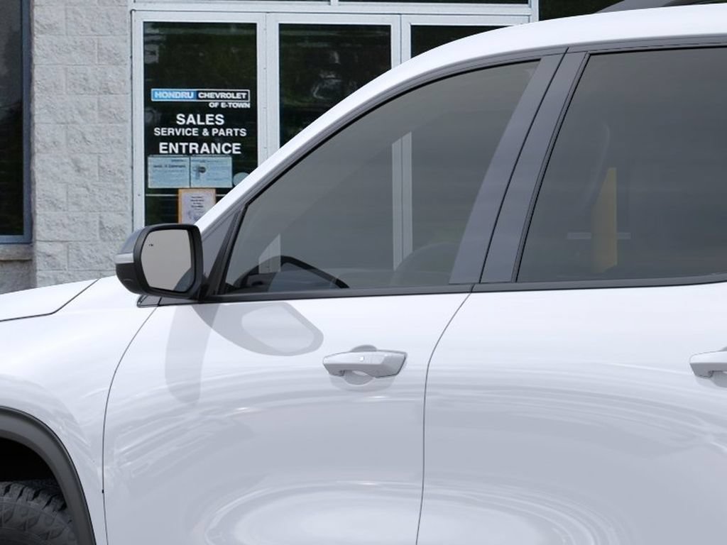 New 2027 Chevrolet Traverse Z71 w/ Driver Confidence Package AWD/4WD image 12