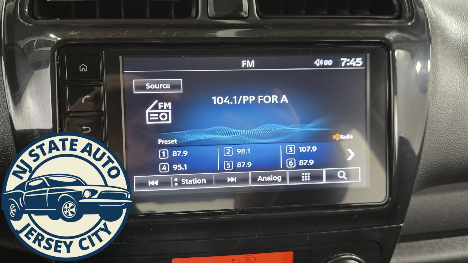 Used 2024 Mitsubishi Mirage ES image 13