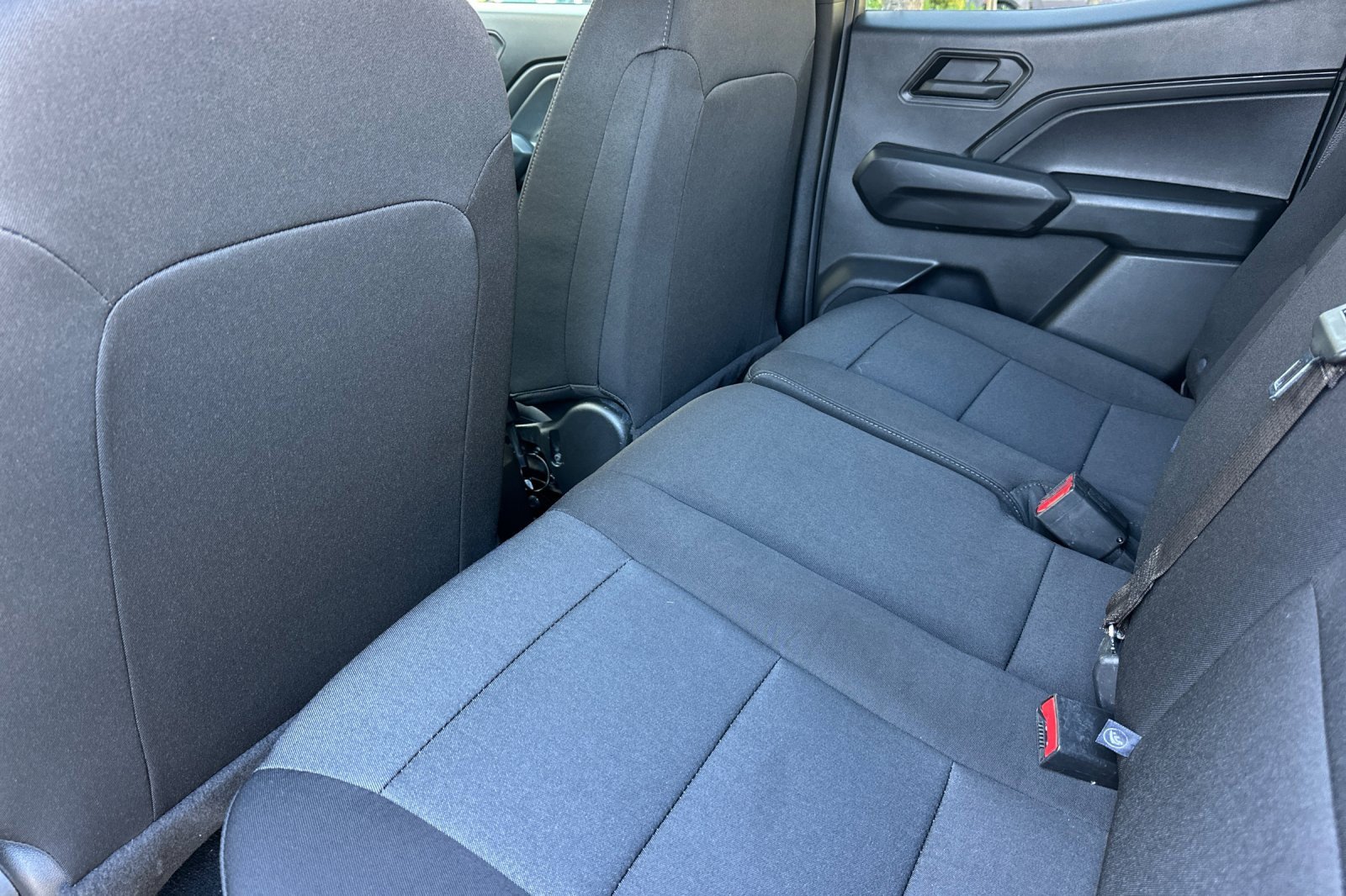 Used 2024 Chevrolet Colorado W/T image 13