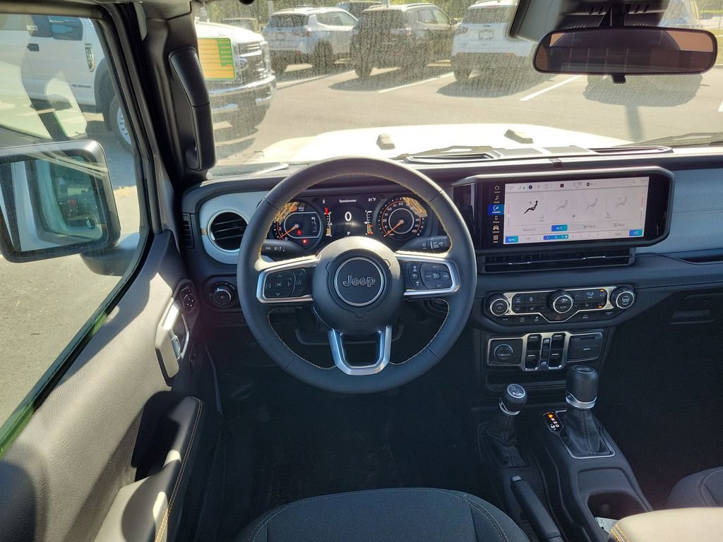 Used 2024 Jeep Wrangler Sahara image 25