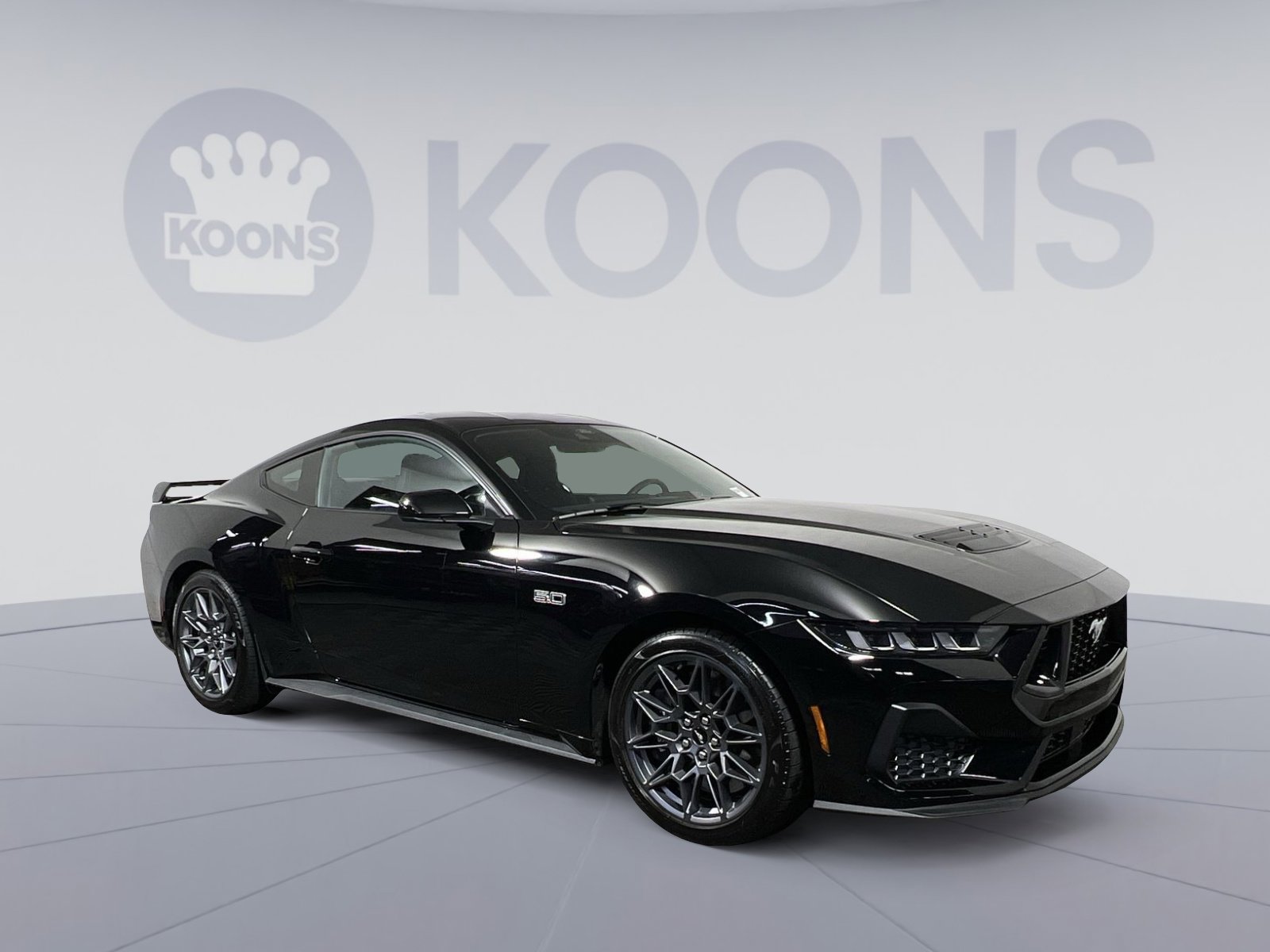 Used 2025 Ford Mustang GT w/ GT Performance Package RWD image 2