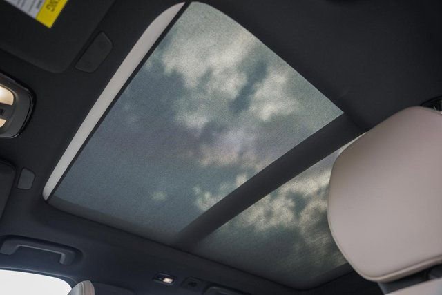 New 2026 Volvo XC90 B6 Plus w/ Protection Package Premier image 31