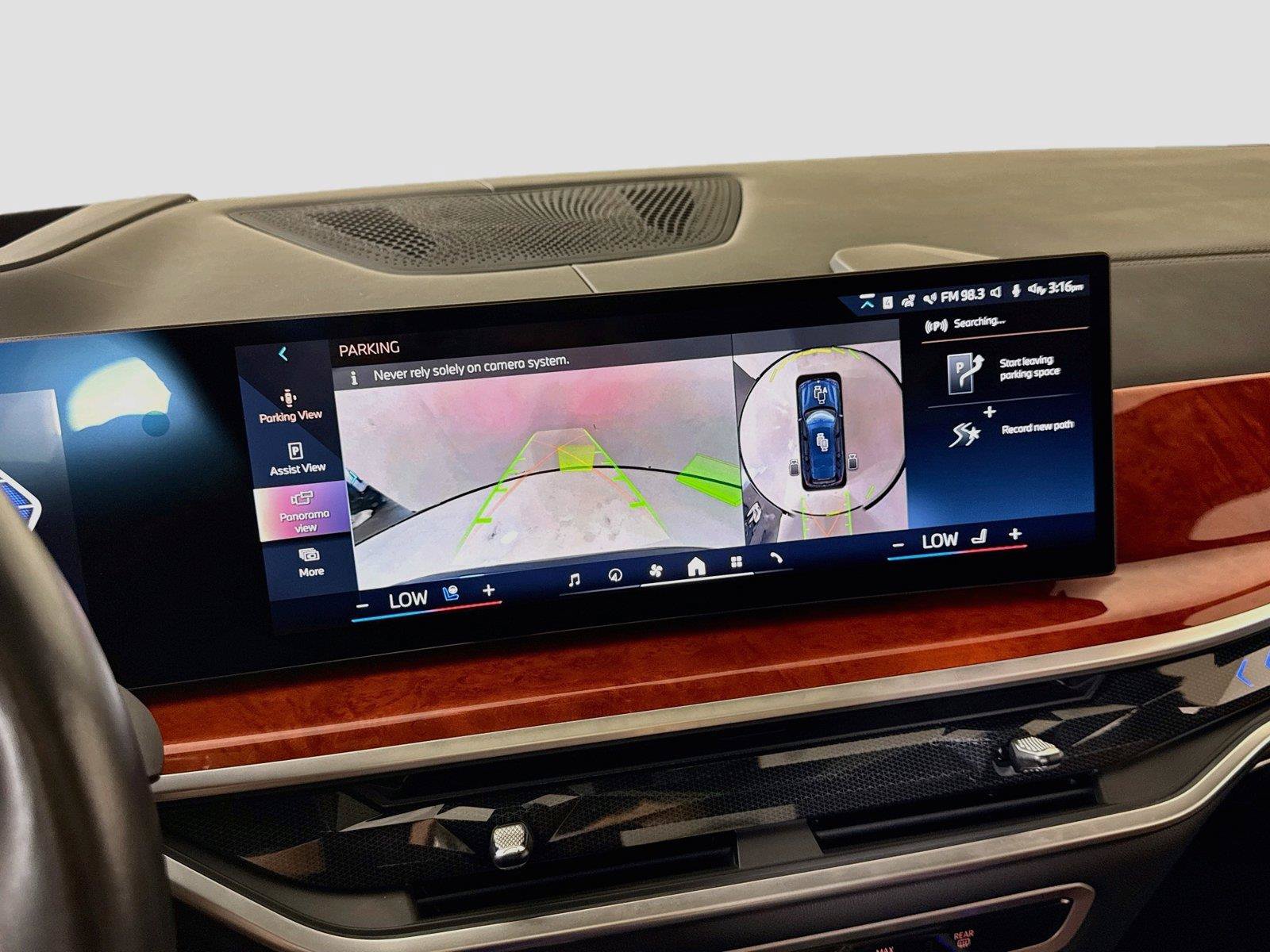 Used 2024 BMW ALPINA XB7 AWD/4WD image 18