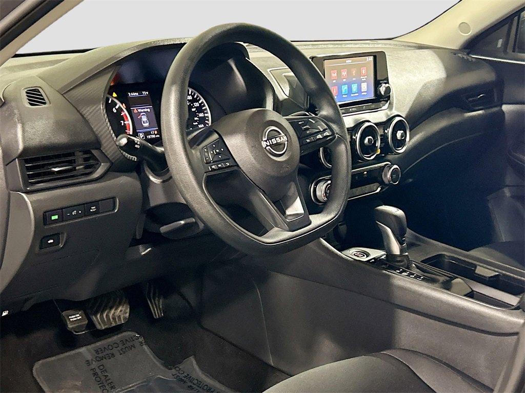 Used 2024 Nissan Sentra S image 7