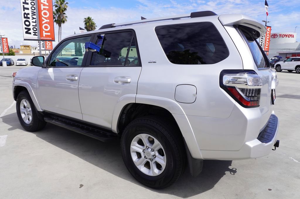 Certified 2022 Toyota 4Runner SR5 Premium w/ Moonroof Package AWD/4WD image 4