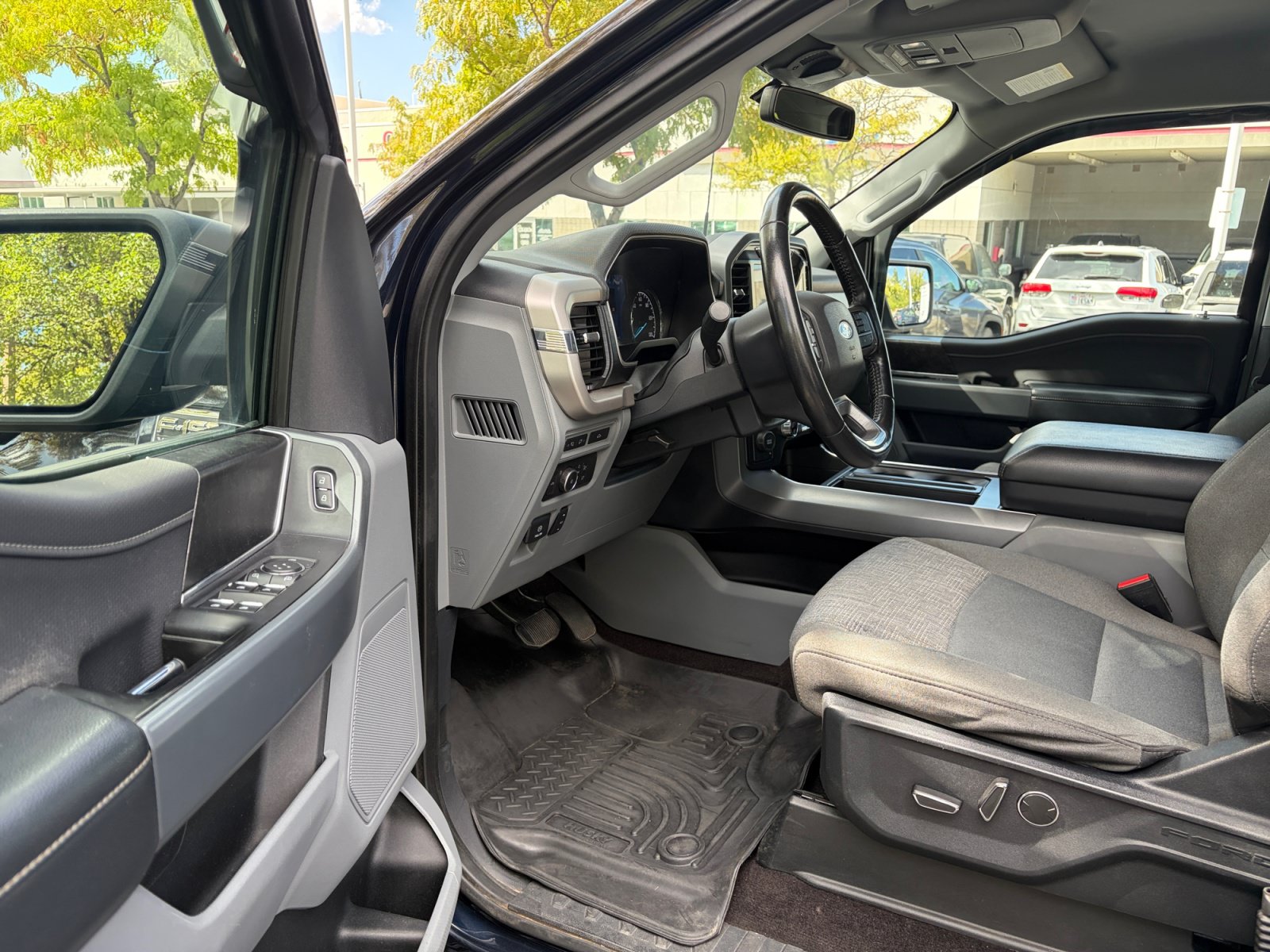 Used 2021 Ford F150 XLT w/ Equipment Group 302A High AWD/4WD image 10