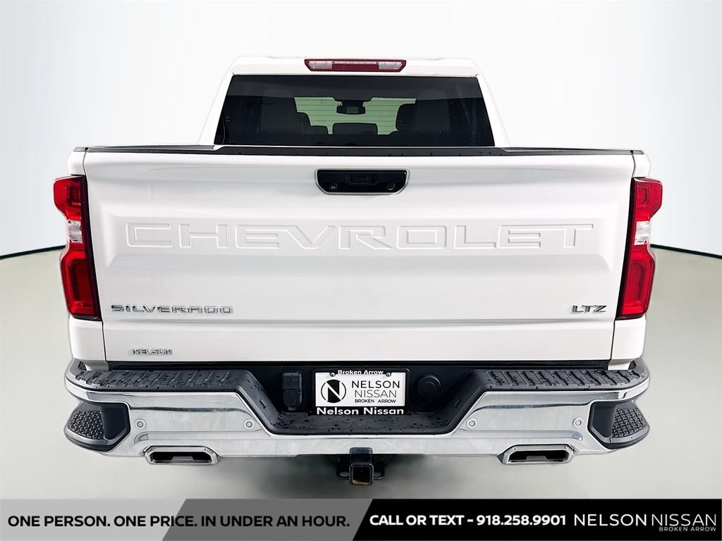 Used 2023 Chevrolet Silverado 1500 LTZ w/ Z71 Off-Road Package AWD/4WD image 6
