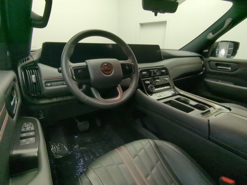 Certified 2025 Nissan Armada PRO-4X AWD/4WD image 24