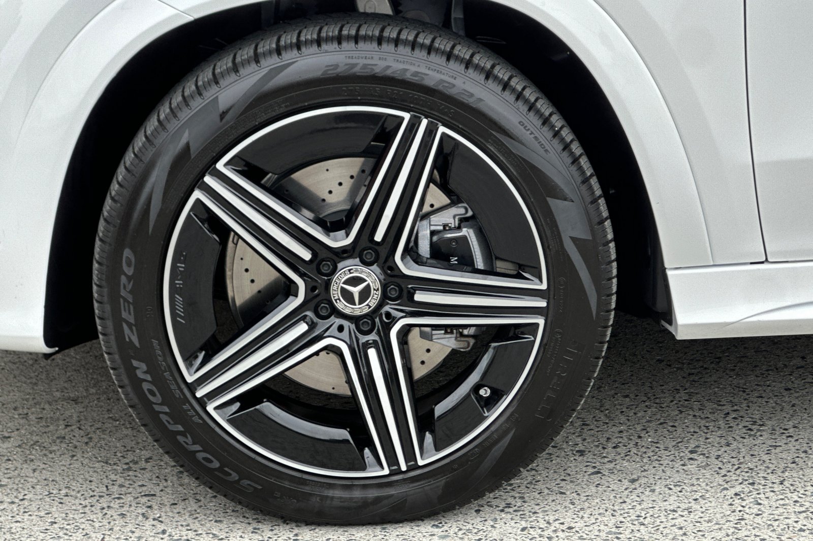New 2026 Mercedes-Benz GLE 580 4MATIC image 25
