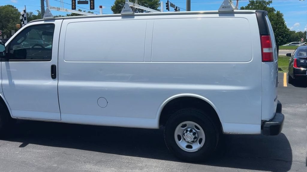 Used 2018 Chevrolet Express 2500 w/ Driver Convenience Package RWD image 6