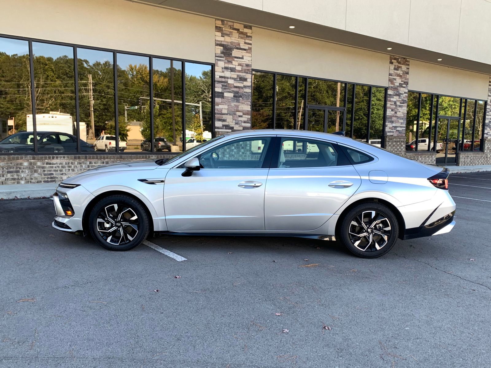 Used 2024 Hyundai Sonata SEL image 4