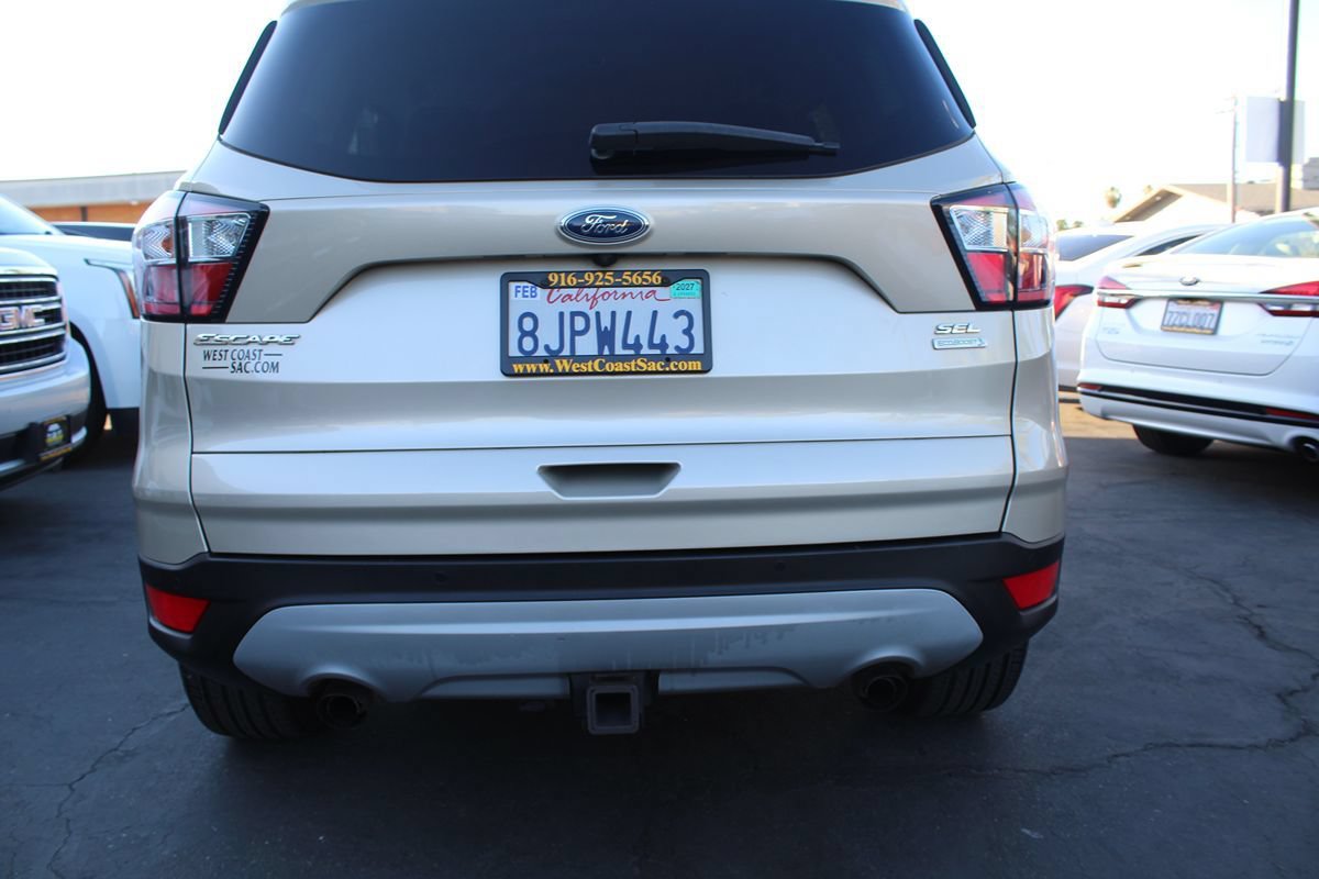 Used 2018 Ford Escape SEL FWD image 15