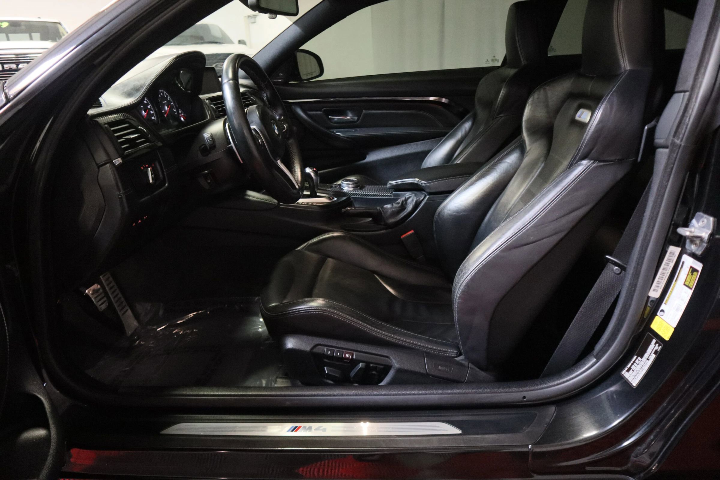 Used 2015 BMW M4 Coupe RWD image 17