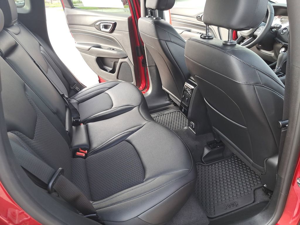 New 2026 Jeep Compass Latitude w/ Quick Order Package 29K image 11