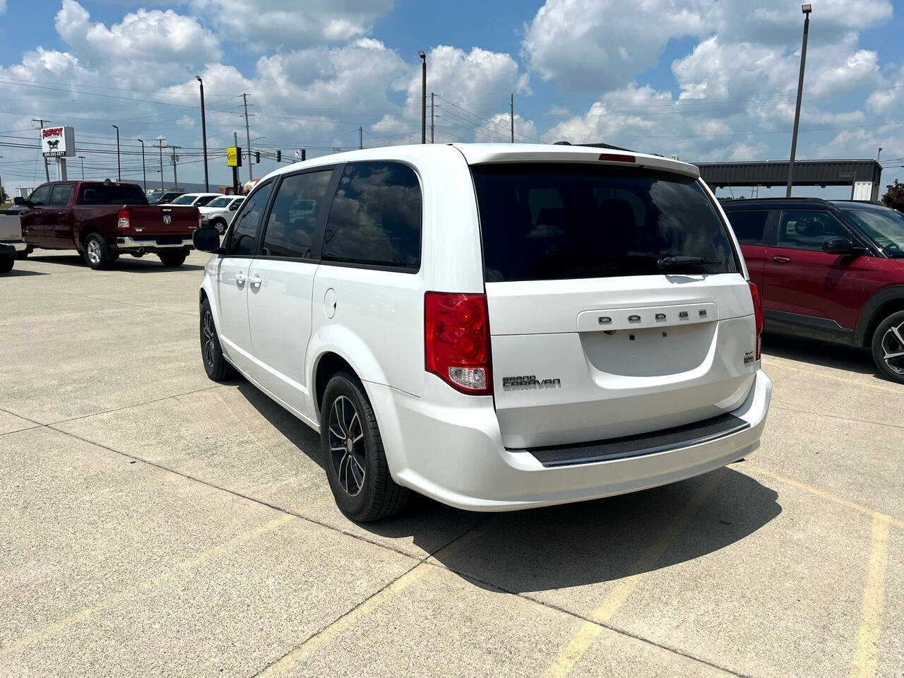 Used 2019 Dodge Grand Caravan GT image 5