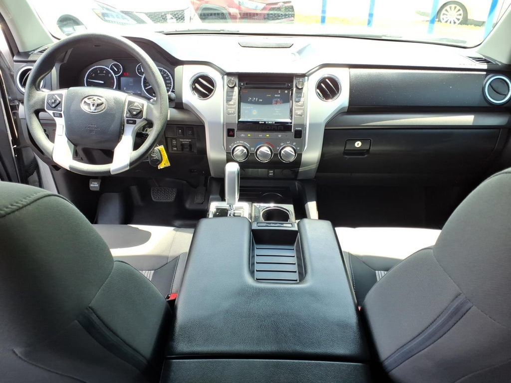 Used 2016 Toyota Tundra SR5 w/ SR5 Upgrade Package RWD image 7