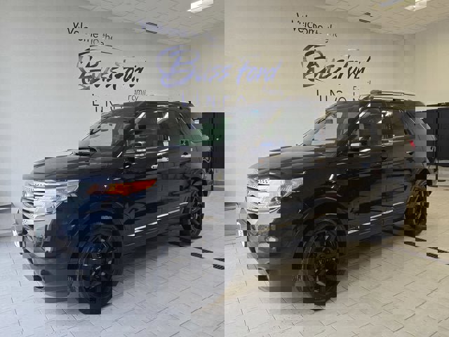 Used 2014 Ford Explorer XLT w/ Equipment Group 202A image 1