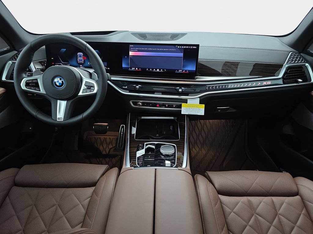 New 2026 BMW X5 xDrive50e w/ M Sport Package AWD/4WD image 10