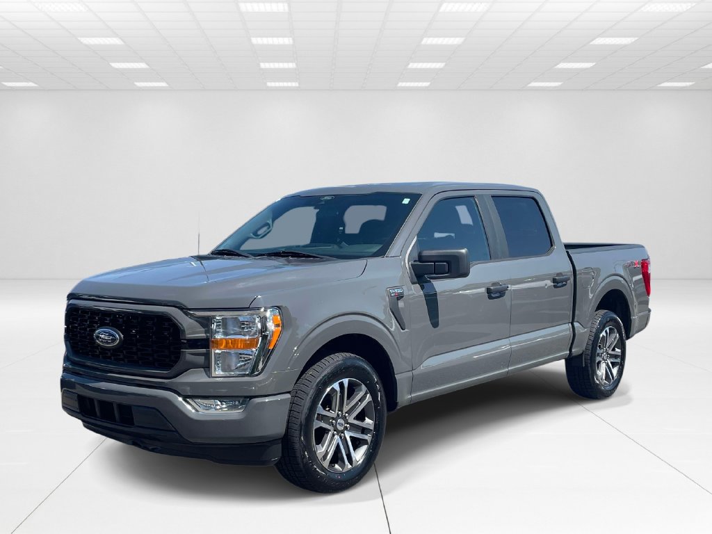 Used 2021 Ford F150 XL w/ STX Appearance Package RWD image 3