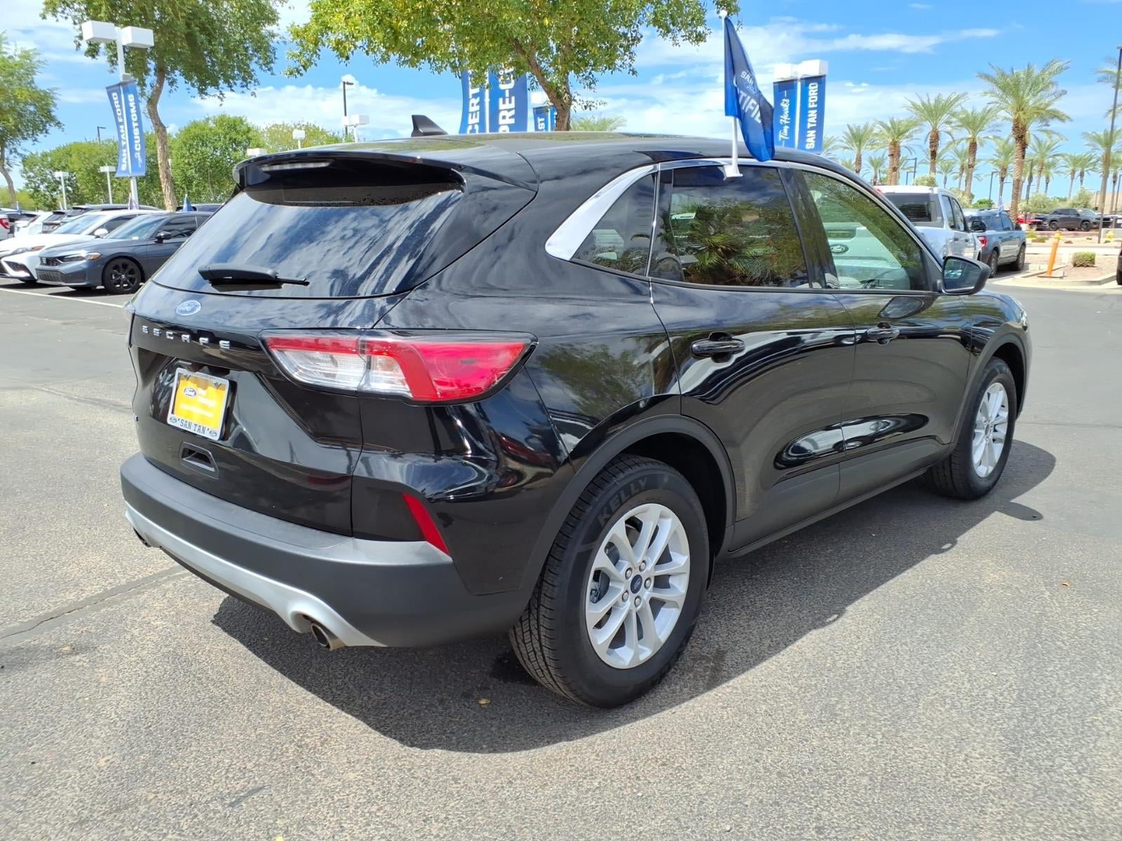 Certified 2022 Ford Escape SE FWD image 4
