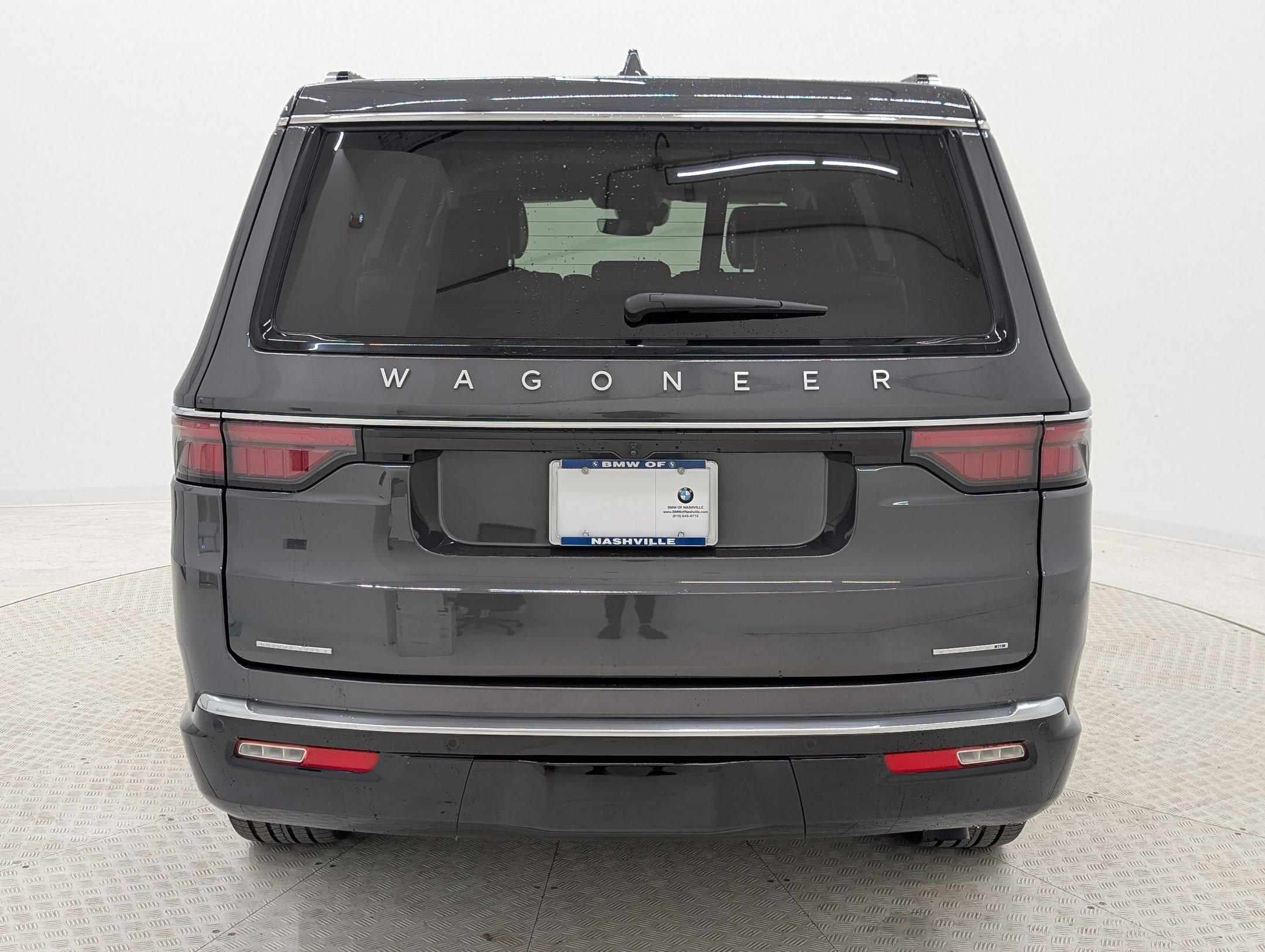 Used 2023 Jeep Wagoneer Series III w/ Preferred Equipment Group image 10