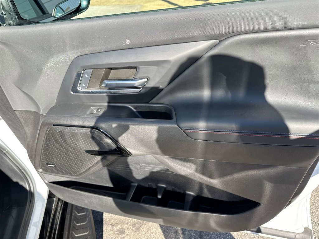 Used 2024 Chevrolet Silverado EV RST image 31