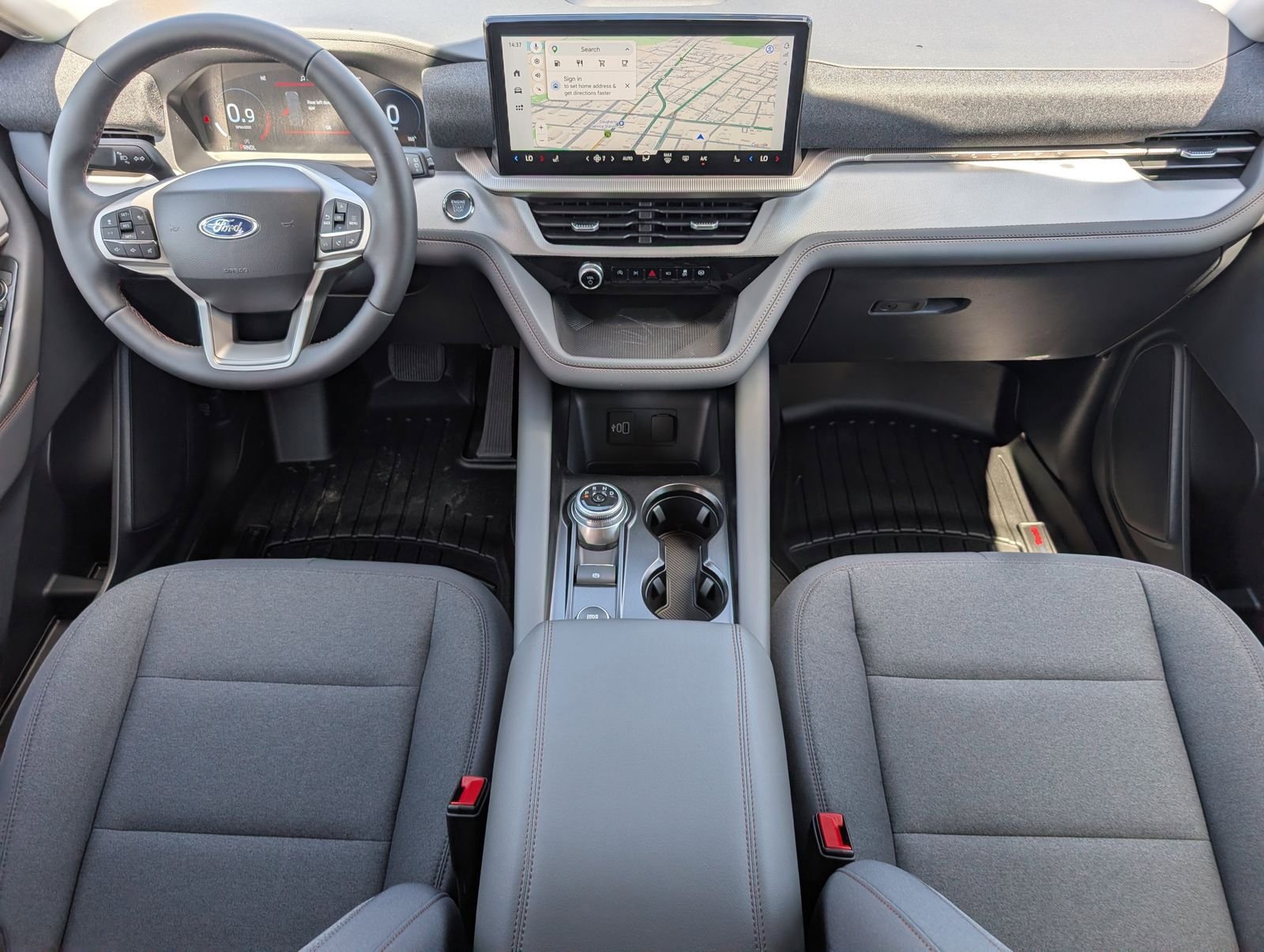 New 2026 Ford Explorer Active RWD image 5