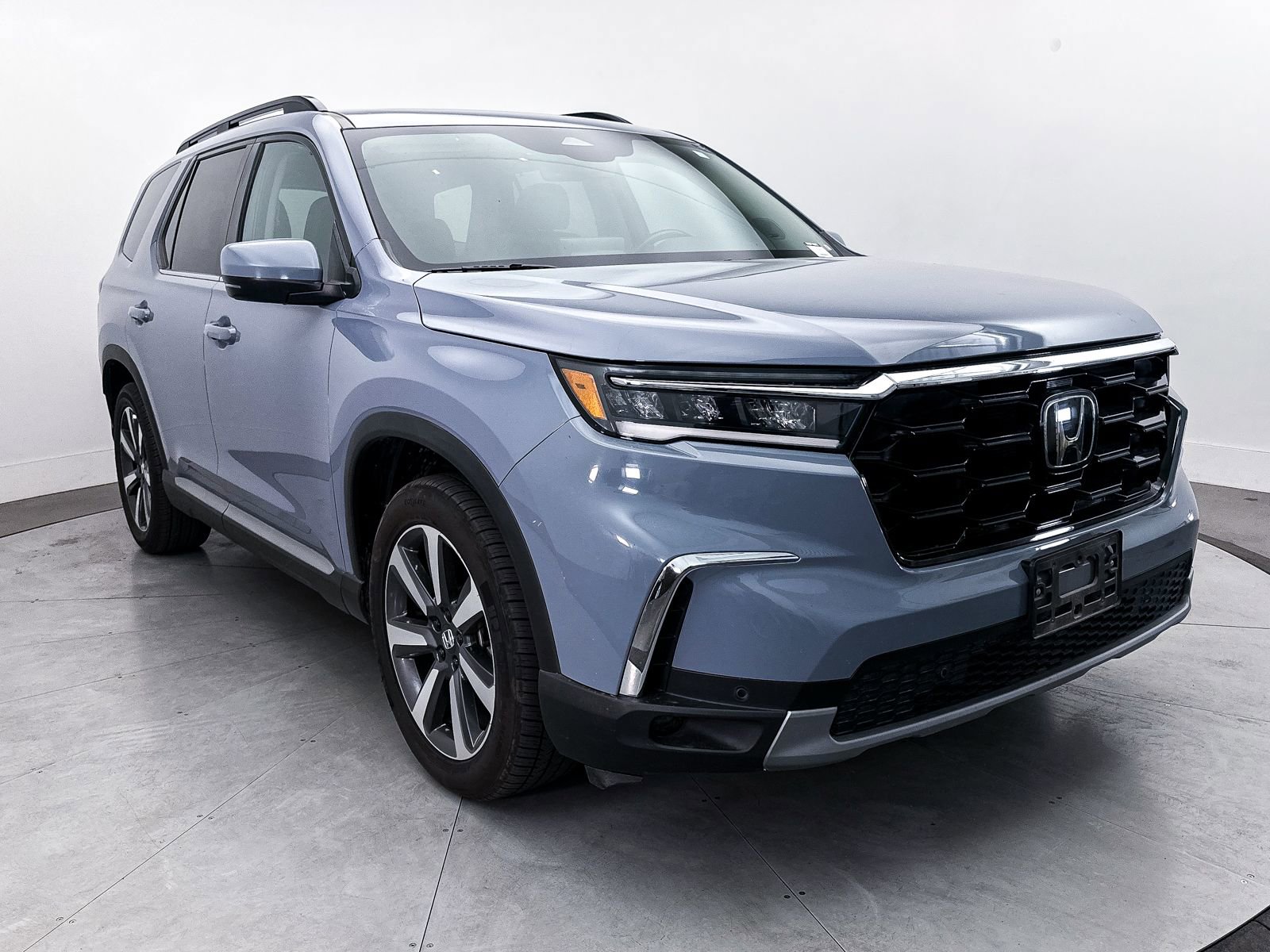 Used 2023 Honda Pilot Touring image 12