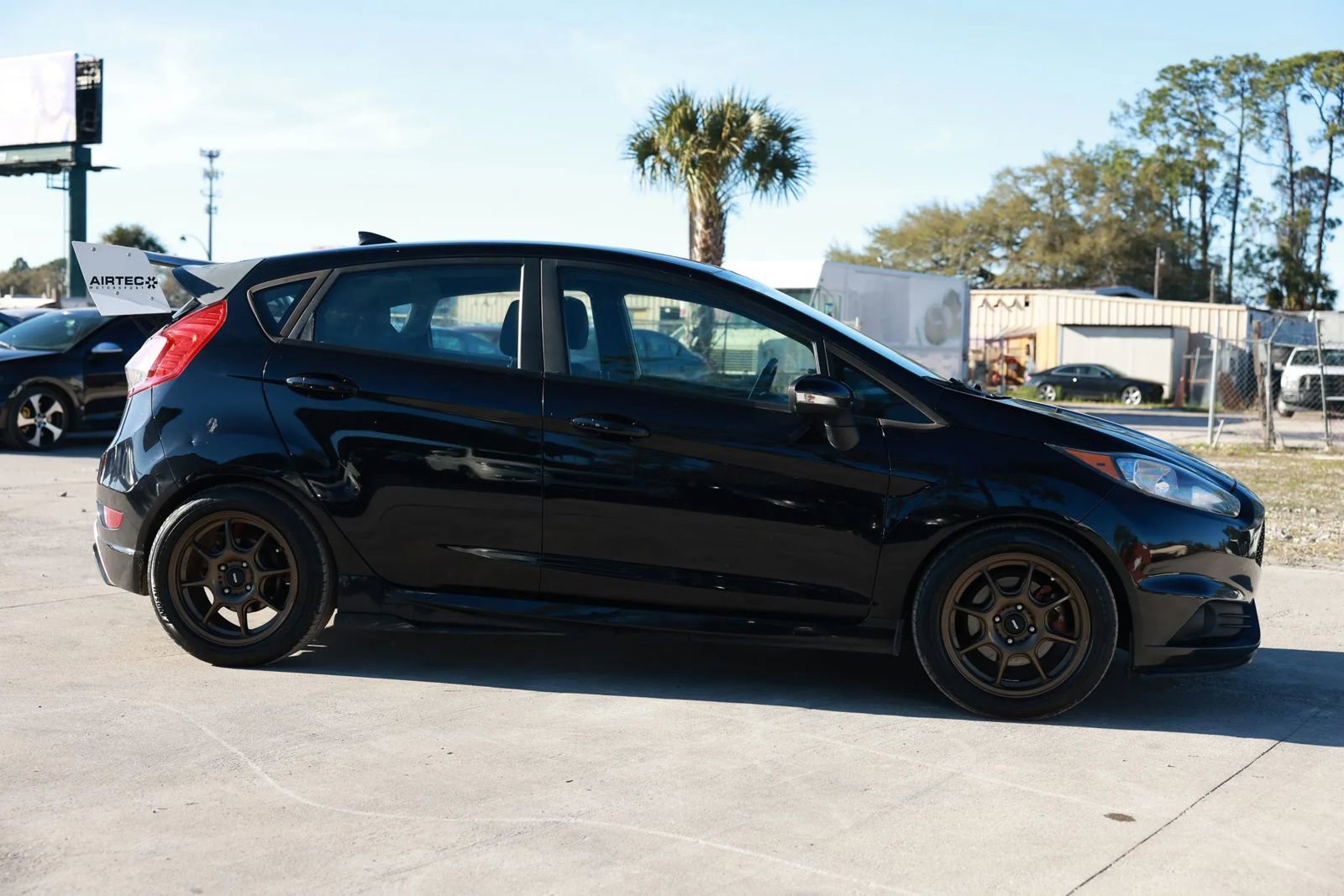 Used 2016 Ford Fiesta ST FWD image 8